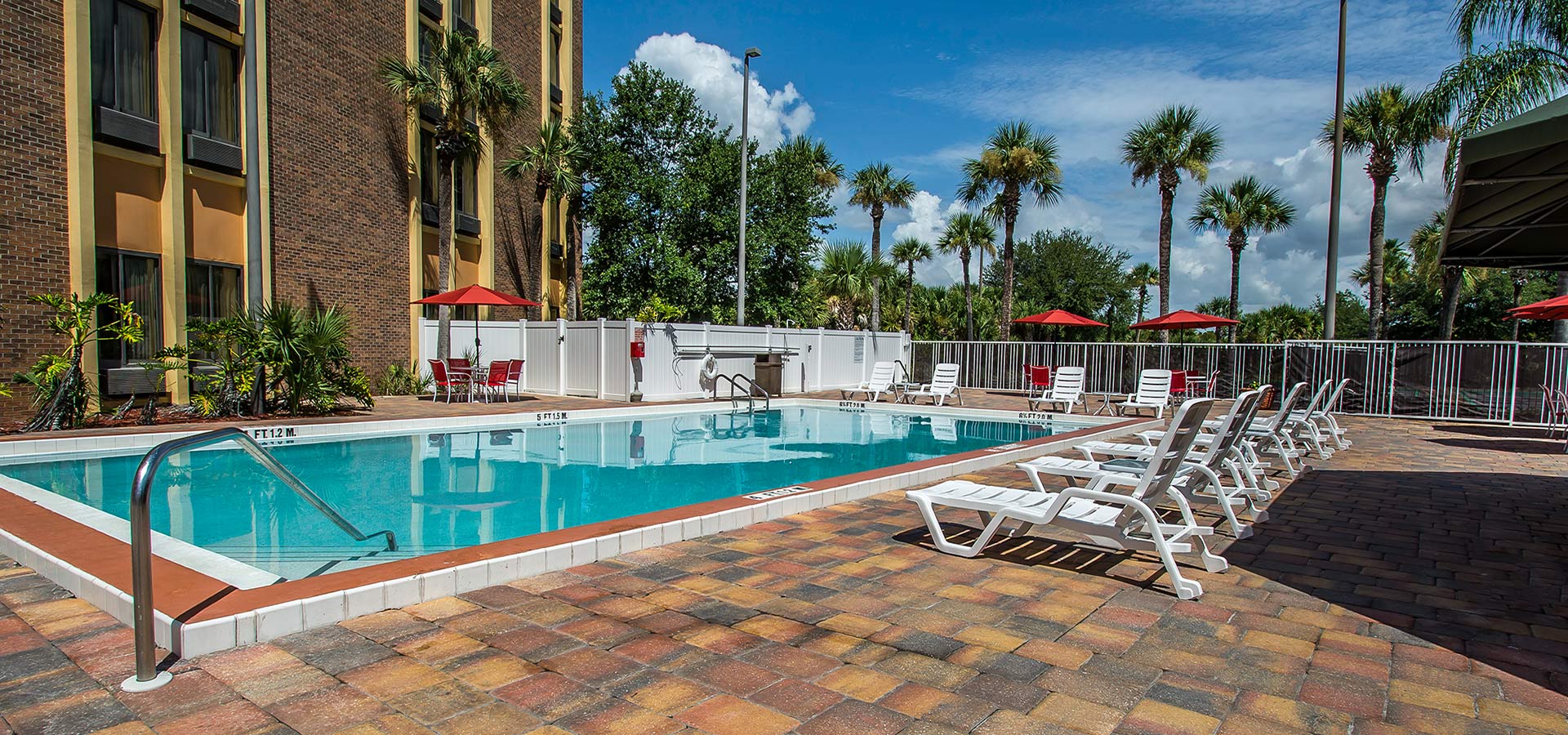 Comfort Inn Maingate Kissimmee Pool Area